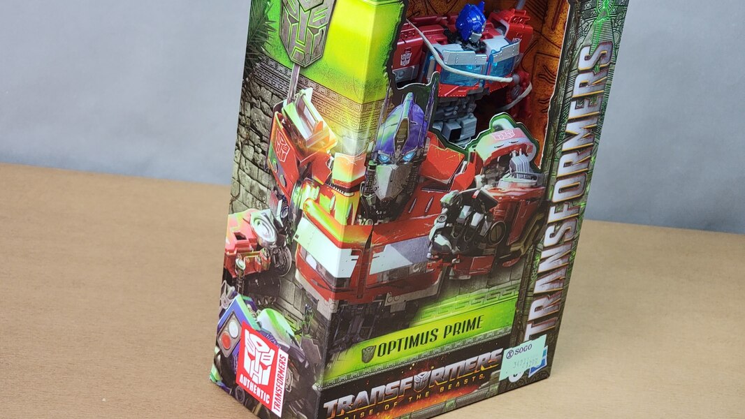 In Hand Image Of Rise Of The Beasts Mainline Optimus Prime Voyager Toy  (4 of 27)